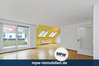 OWNR: Einziehen und Wohlfühlen – Renoviert und mit Küche! Lichtdurchflutete Dachgeschossperle