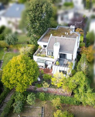 Zweifamilienhaus mit moderner Architektur in gefragter, absolut ruhiger Aussichtslage