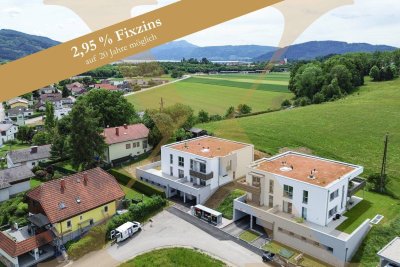 Wunderschöne 3-Zimmer-Neubauwohnung mit 252m² großem Eigengarten sowie Loggia/Terrasse in Seewalchen am Attersee!