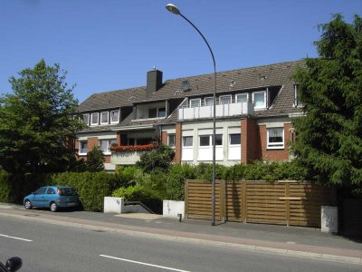 Gut geschnittene 2-Zimmer-Wohnung mit Loggia in Bergisch Gladbach-Refrath