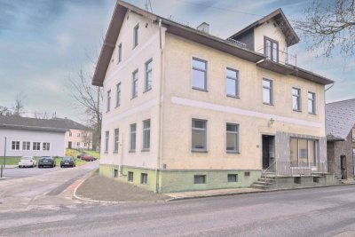 Einfamilienhaus - mit Einliegerwohnung zu verkaufen !