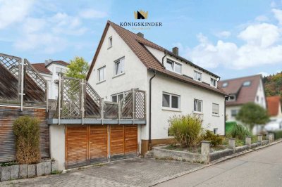 Attraktiv modernisiertes Zweifamilienhaus in ruhiger Lage.