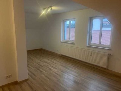 Ruhige und helle 3 Zimmerwohnung direkt in der Stadt