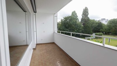 Großzügige 4,5 Zimmer ETW in Wat-City mit 2  Loggien & TG-Platz & Fahrstuhl, wird frei