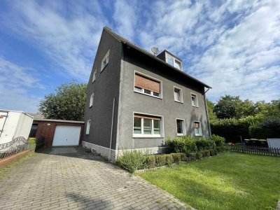 Mehrfamilienhaus mit 5 Einheiten und einem Bauplatz in zentraler Lage von Waltrop.