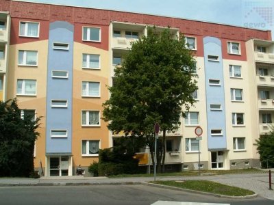 3-Raum-Wohnung im 1. OG mit Balkon