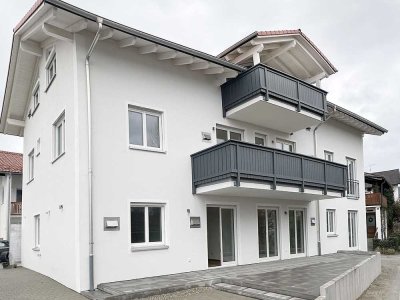 Geschmackvoller Neubau – 50 m2 große 2-Zimmer Wohnung mit Balkon in Halfing