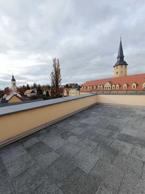 Freundliche 2-Zimmer-Wohnung mit Terrasse in Pesterwitz