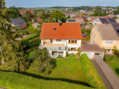 Zweifamilienhaus mit idyllischem Garten in Ochsenhausen - sofort bezugsfrei!