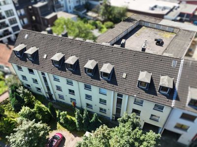 Zum Einzug frisch renovierte und bezugsfertig Dachgeschosswohnung in Duisburg gesucht?