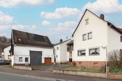 Großes Gestaltungspotential: 6-Zi-EFH mit Garten und 4 Garagen in Aßlar-Bechlingen