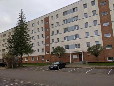 5-Raumwohnung im schönen Lichtenhagen mit Dusche und Balkon