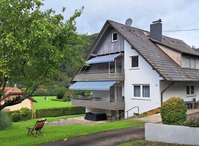 4-Raum-Wohnung mit EBK, Balkon, Garage und viel Stauraum in eigenem Schopf in Wolfach-Kirnbach