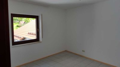 Ansprechende und modernisierte 2,5-Raum-Wohnung mit Balkon in Wald-Michelbach