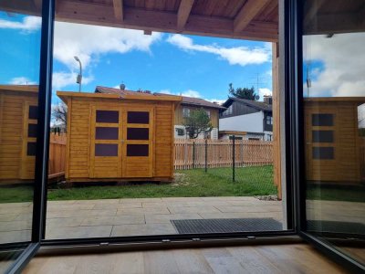 2 Zimmer Erdgeschosswohnung mit sonniger Süd Terrasse und  Gartenanteil zur umgehenden Eigennutzung