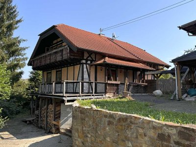 RESERVIERT-Einfamilienhaus mit Liebe zum Detail: Holzbetonter Innenausbau für ein angenehmes Wohnen