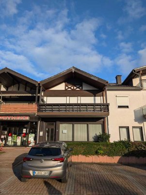 5-Zimmer-Wohnung mit Balkon in zentraler Lage am Marktplatz in Göllheim