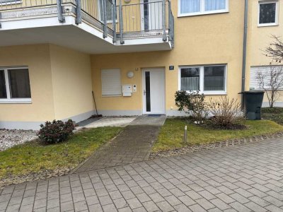 2-Raum-Erdgeschosswohnung im Stadtbereich mit Terrasse und Einbauküche in Mühldorf am Inn