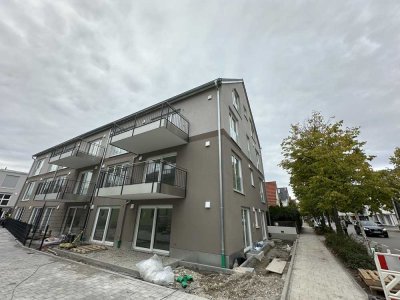 Exklusive, neuwertige 4-Zimmer-Wohnung mit Balkon in Gersthofen