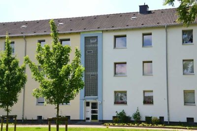 +++ Duisburg - Wanheim, 3-Zimmerwohnung mit Wannenbad +++