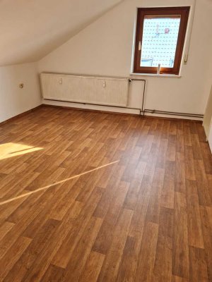 Bezugsfertige 1,5-Zimmer-Dachgeschosswohnung in guter Lage in Augsburg