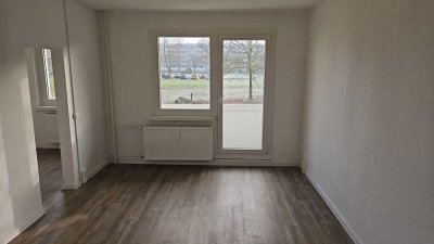 reserviert !! //tolle 3 Zimmer Wohnung mit Balkon im EG //