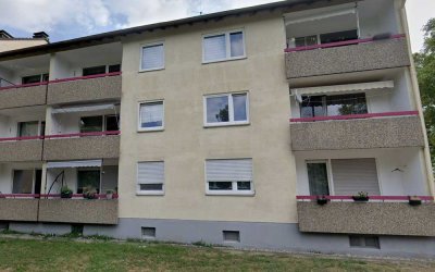 Schöne und modernisierte 1,5-Zimmer-Wohnung mit Einbauküche in Kusel