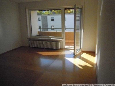 Helle und freundliche 3-Zimmer-Wohnung mit Süd-Balkon,TG-Stellplatz sowie großzügigem Kellerraum