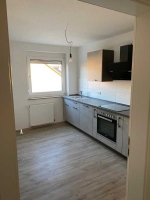 Schöne 3 Zimmer Dachgeschosswohnung