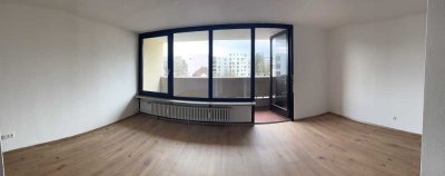 Erstbezug nach Renovierung: Helles 1-Zimmer-Apartment in Landshut