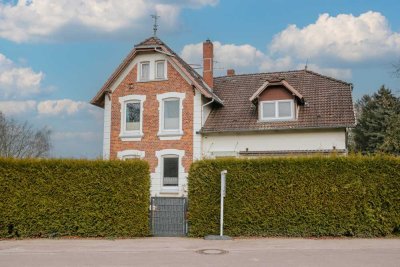 Ein Stück Geschichte mit Zukunft ‒ Mehrfamilienhaus mit drei vermieteten Wohnungen zu kaufen!