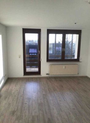 Schöne 4-Zimmer-Wohnung auf den Reutenen mit Balkon 1.OG mit 89 qm