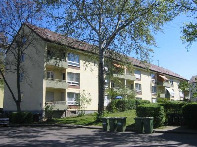 Ludwigsburg-Eglosheim - 3-Zi.-Wohnung mit Balkon