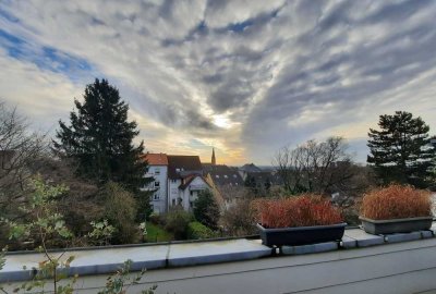 Stadtnahe 2-Zimmer-Wohnung mit großem Südbalkon in Recklingh. - Ost