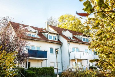 Exklusive-, lichtdurchflutete 2-Zi. Maisonette-Wohnung bei Hersbruck, 2 Balkone, EBK, offener Kamin