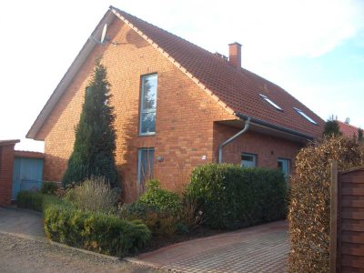 Großzügige sonnige Doppelhaushälfte mit Fernblick in Vlotho Uffeln zu vermieten