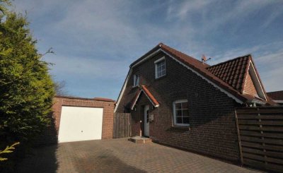 ***Einfamilienhaus mit Garage und Garten in Großheide***PROVISIONSFREI