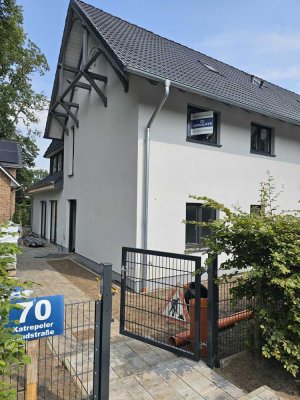 Besichtigung ..Samstag, 20.09. --Bezugsfertige... " Maisonette - Wohnung "  in Bremen Alt - Borgfeld