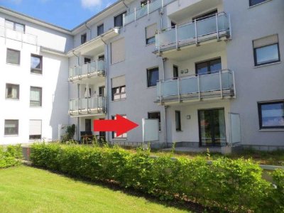 Neuwertige 2 Zi.-Terrassenwohnung mit EBK und TG-Stellplatz