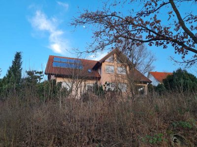 Top solides Haus in angenehmer Geracher Lage