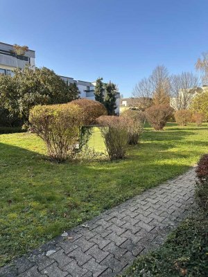 Erstbezug nach Sanierung mit EBK und Balkon: attraktive 2-Zimmer-Wohnung in Reutlingen