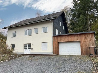 Einfamilienhaus am Ortsrand mit Ausbaupotenial.