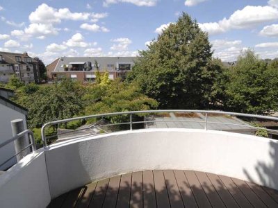 Sonniges 78 m² NEST unterm Dach ... West-Terrasse ... für Single oder Paar ... kleine Wohneinheit