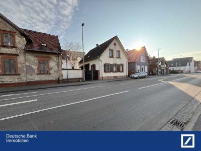 Einfamilienhaus mit viel Platz, Potenzial und Stellplatz