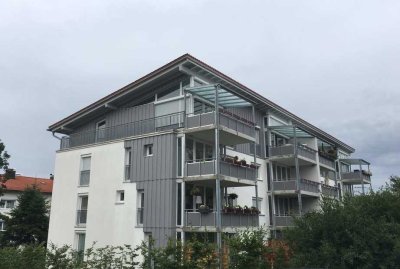 Schöne 2 Zimmer-Dachgeschosswohnung mit Alpenblick in ruhiger Lage