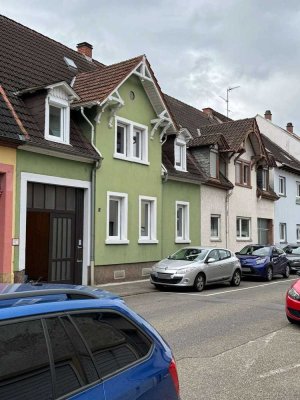 Wohnen und Wohlfühlen – saniertes Einfamilienhaus in Schwetzingen