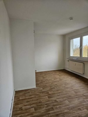 3-Raumwohnung in Halle-Neustadt mit Balkon