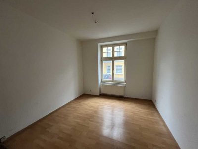 Schöne 2 Zimmer - Wohnung sucht nette Nachmieter