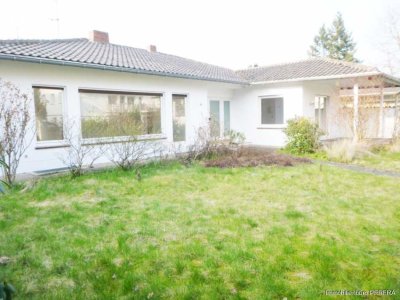 Grosszügiger Bungalow in Bad Godesberg mit  großem Garten und Garage, ideal als Kindertagesstätte