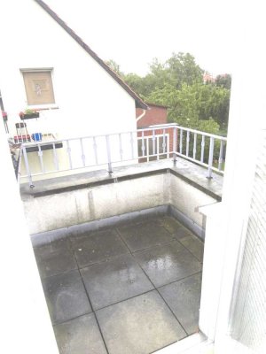 Wohnen in BS-Lehndorf! 2 Zi.-Dachg.-Whg. mit kleinem Balkon